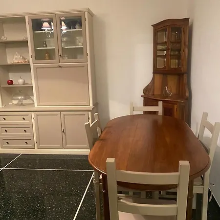 Montaldo House * Genua